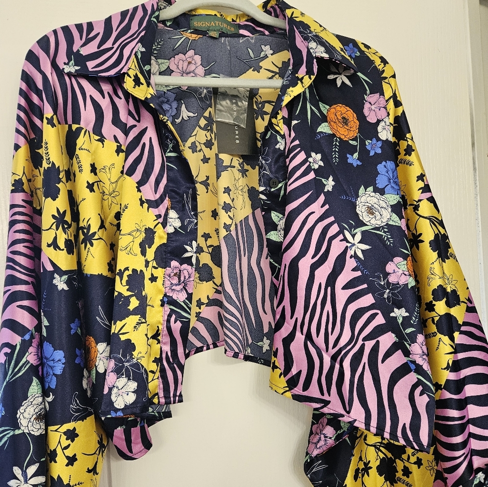 Cropped Flowy Flower Top *Oversized
